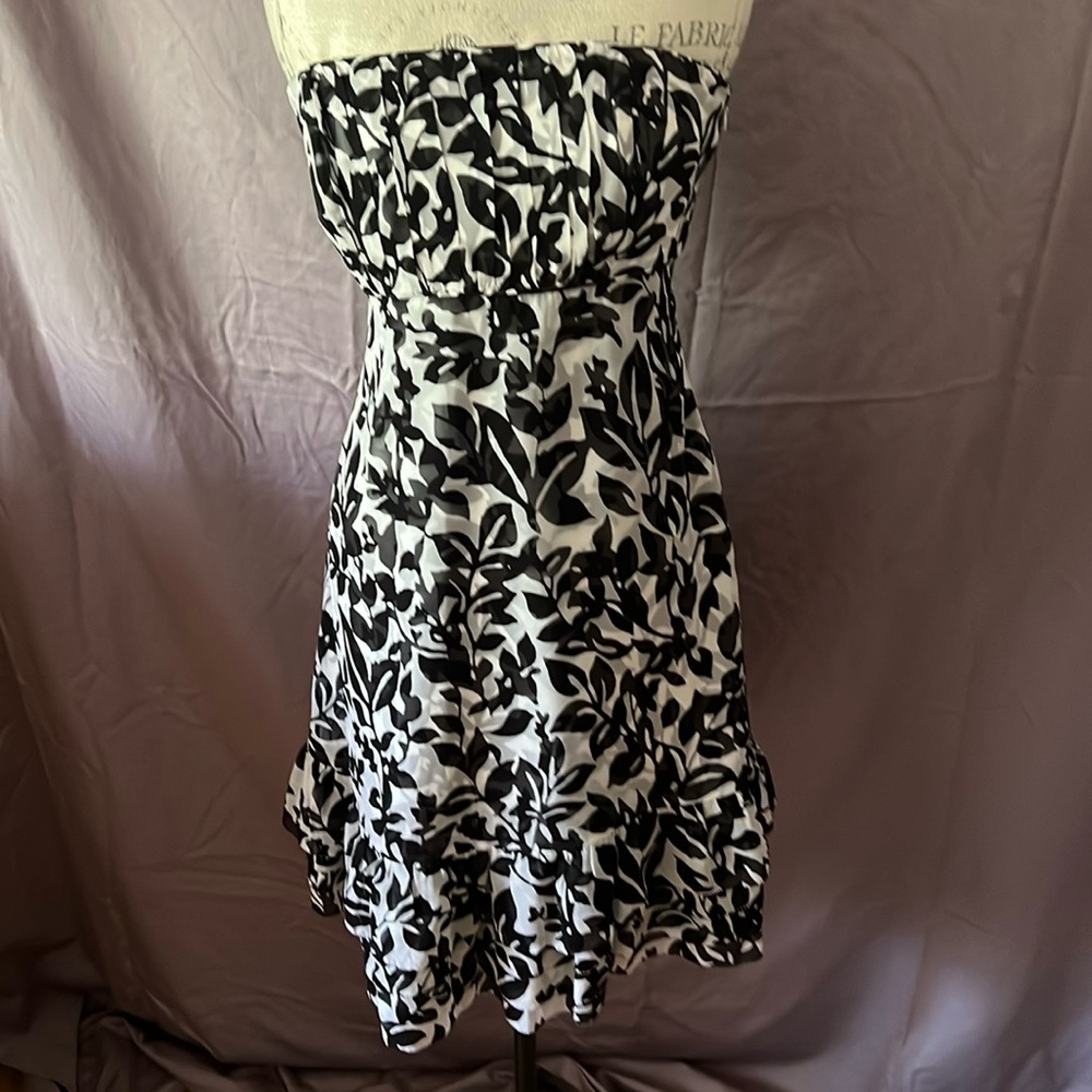 Black House White Market Dress Sz 6 Floral…removable Straps